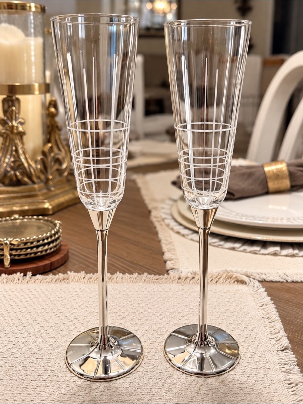 Mikasa Avenue 11-inch champagne flutes Set of 2 Silver-plated stems - New in box